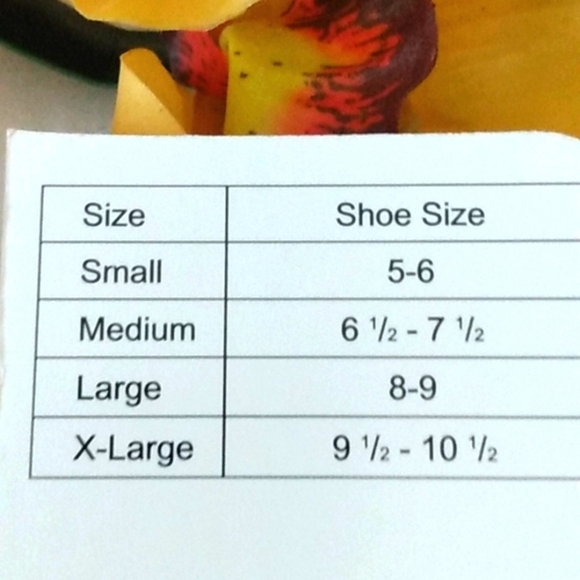 KOOBA BLACK WHITE MEMORY FOAM MULE SLIPPERS SIZE SMALL 5-6  NWT - Picture 3 of 6